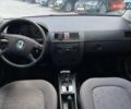 Красный Шкода Фабия, объемом двигателя 1.4 л и пробегом 282 тыс. км за 4890 $, фото 26 на Automoto.ua