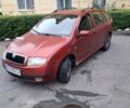 Красный Шкода Фабия, объемом двигателя 1.2 л и пробегом 268 тыс. км за 3500 $, фото 1 на Automoto.ua