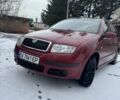 Красный Шкода Фабия, объемом двигателя 1.39 л и пробегом 170 тыс. км за 6000 $, фото 1 на Automoto.ua