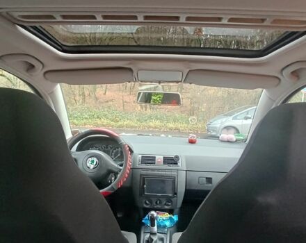 Червоний Шкода Фабія, об'ємом двигуна 1.4 л та пробігом 159 тис. км за 3830 $, фото 13 на Automoto.ua