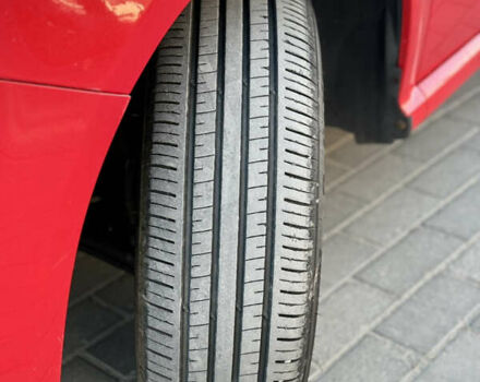 Красный Шкода Фабия, объемом двигателя 1.39 л и пробегом 241 тыс. км за 4399 $, фото 13 на Automoto.ua