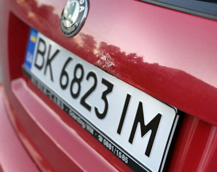 Красный Шкода Фабия, объемом двигателя 1.39 л и пробегом 241 тыс. км за 4399 $, фото 10 на Automoto.ua