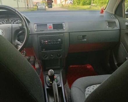 Шкода Фабия 2005 в Ковель на Automoto.ua Красный Шкода Фабия, объемом двигателя 1.2 л и пробегом 280 тыс. км за 3650 $, фото 4 на Automoto.ua