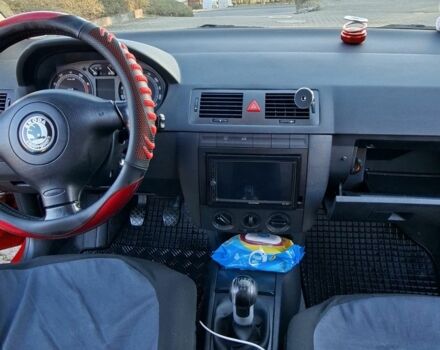 Червоний Шкода Фабія, об'ємом двигуна 1.4 л та пробігом 159 тис. км за 3830 $, фото 10 на Automoto.ua