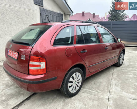 Красный Шкода Фабия, объемом двигателя 1.4 л и пробегом 169 тыс. км за 4200 $, фото 18 на Automoto.ua