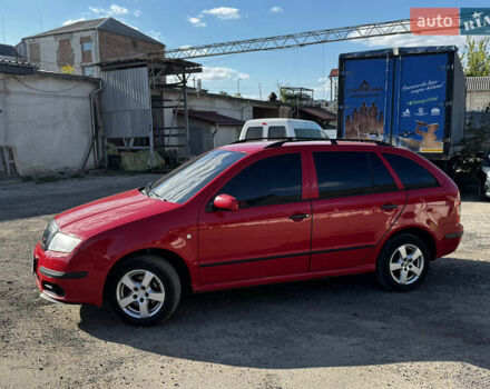 Червоний Шкода Фабія, об'ємом двигуна 1.39 л та пробігом 250 тис. км за 3600 $, фото 3 на Automoto.ua