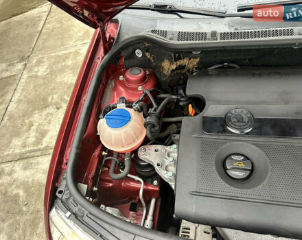 Красный Шкода Фабия, объемом двигателя 1.4 л и пробегом 169 тыс. км за 4200 $, фото 5 на Automoto.ua