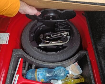 Червоний Шкода Фабія, об'ємом двигуна 1.4 л та пробігом 159 тис. км за 3830 $, фото 15 на Automoto.ua