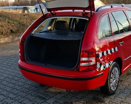 Червоний Шкода Фабія, об'ємом двигуна 1.4 л та пробігом 159 тис. км за 3830 $, фото 8 на Automoto.ua