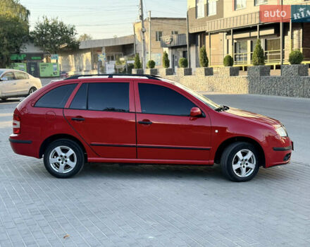 Красный Шкода Фабия, объемом двигателя 1.39 л и пробегом 241 тыс. км за 4399 $, фото 8 на Automoto.ua