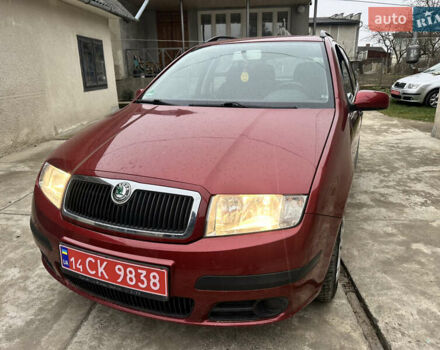 Красный Шкода Фабия, объемом двигателя 1.4 л и пробегом 169 тыс. км за 4200 $, фото 25 на Automoto.ua