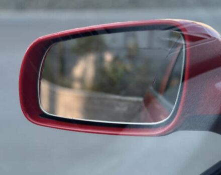 Красный Шкода Фабия, объемом двигателя 1.39 л и пробегом 241 тыс. км за 4399 $, фото 12 на Automoto.ua