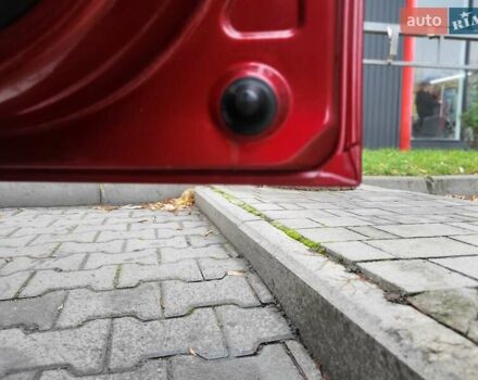 Красный Шкода Фабия, объемом двигателя 1.39 л и пробегом 212 тыс. км за 3800 $, фото 10 на Automoto.ua