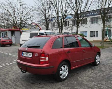 Красный Шкода Фабия, объемом двигателя 1.39 л и пробегом 212 тыс. км за 3800 $, фото 4 на Automoto.ua