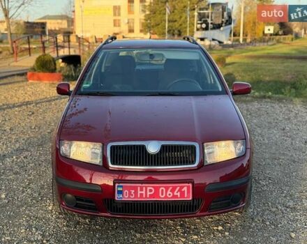 Красный Шкода Фабия, объемом двигателя 1.39 л и пробегом 201 тыс. км за 4199 $, фото 14 на Automoto.ua