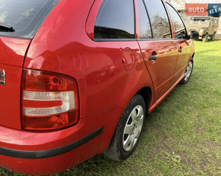 Красный Шкода Фабия, объемом двигателя 1.39 л и пробегом 209 тыс. км за 3990 $, фото 17 на Automoto.ua