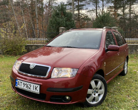 Красный Шкода Фабия, объемом двигателя 1.39 л и пробегом 194 тыс. км за 4490 $, фото 3 на Automoto.ua
