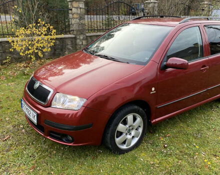 Красный Шкода Фабия, объемом двигателя 1.39 л и пробегом 194 тыс. км за 4490 $, фото 7 на Automoto.ua