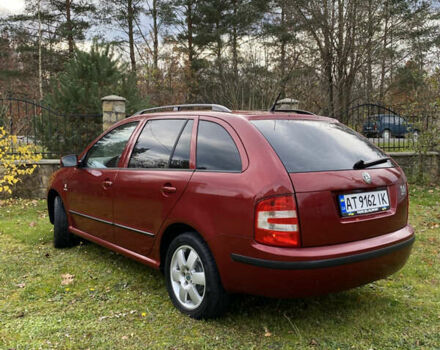 Красный Шкода Фабия, объемом двигателя 1.39 л и пробегом 194 тыс. км за 4490 $, фото 8 на Automoto.ua