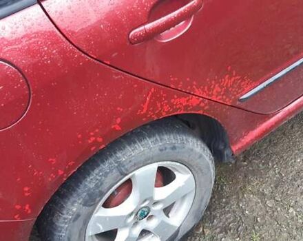 Красный Шкода Фабия, объемом двигателя 1.4 л и пробегом 255 тыс. км за 4100 $, фото 23 на Automoto.ua