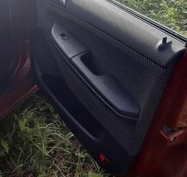 Красный Шкода Фабия, объемом двигателя 1.4 л и пробегом 255 тыс. км за 4100 $, фото 15 на Automoto.ua