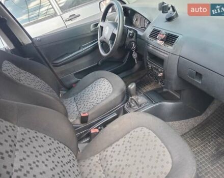 Красный Шкода Фабия, объемом двигателя 1.2 л и пробегом 204 тыс. км за 2850 $, фото 9 на Automoto.ua