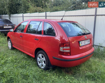 Червоний Шкода Фабія, об'ємом двигуна 1.39 л та пробігом 365 тис. км за 3800 $, фото 3 на Automoto.ua