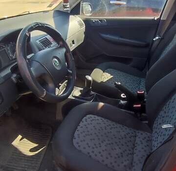 Червоний Шкода Фабія, об'ємом двигуна 1.2 л та пробігом 223 тис. км за 3500 $, фото 11 на Automoto.ua