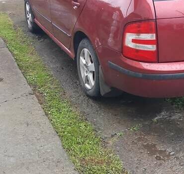 Красный Шкода Фабия, объемом двигателя 1.4 л и пробегом 255 тыс. км за 4100 $, фото 26 на Automoto.ua