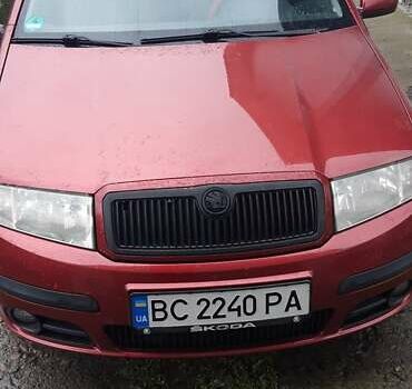 Красный Шкода Фабия, объемом двигателя 1.4 л и пробегом 255 тыс. км за 4100 $, фото 28 на Automoto.ua