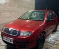 Красный Шкода Фабия, объемом двигателя 1.2 л и пробегом 280 тыс. км за 3200 $, фото 1 на Automoto.ua