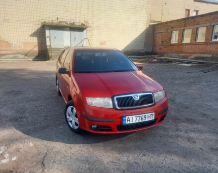 Красный Шкода Фабия, объемом двигателя 1.4 л и пробегом 292 тыс. км за 5000 $, фото 3 на Automoto.ua