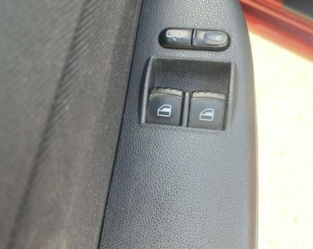 Червоний Шкода Фабія, об'ємом двигуна 1.2 л та пробігом 223 тис. км за 3500 $, фото 6 на Automoto.ua