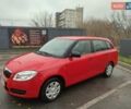 Красный Шкода Фабия, объемом двигателя 1.2 л и пробегом 70 тыс. км за 5500 $, фото 1 на Automoto.ua