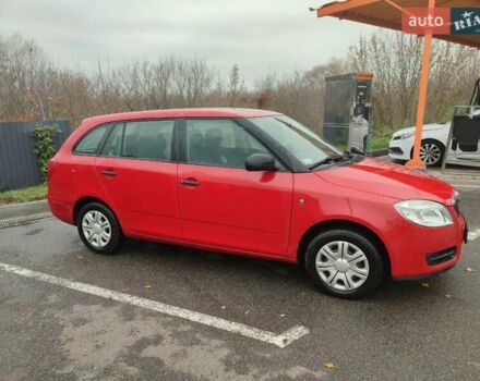 Красный Шкода Фабия, объемом двигателя 1.2 л и пробегом 70 тыс. км за 5500 $, фото 1 на Automoto.ua