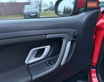 Червоний Шкода Фабія, об'ємом двигуна 1.6 л та пробігом 156 тис. км за 6200 $, фото 19 на Automoto.ua