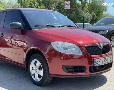 Красный Шкода Фабия, объемом двигателя 1.2 л и пробегом 203 тыс. км за 4755 $, фото 7 на Automoto.ua