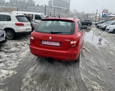 Красный Шкода Фабия, объемом двигателя 1.6 л и пробегом 173 тыс. км за 6750 $, фото 4 на Automoto.ua