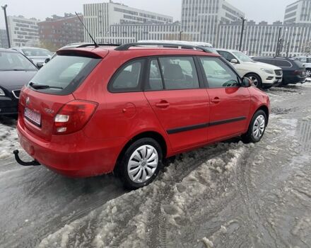 Красный Шкода Фабия, объемом двигателя 1.6 л и пробегом 173 тыс. км за 6750 $, фото 3 на Automoto.ua