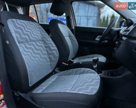 Червоний Шкода Фабія, об'ємом двигуна 1.6 л та пробігом 156 тис. км за 6200 $, фото 39 на Automoto.ua