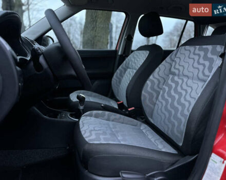 Червоний Шкода Фабія, об'ємом двигуна 1.6 л та пробігом 156 тис. км за 6200 $, фото 22 на Automoto.ua