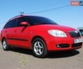 Красный Шкода Фабия, объемом двигателя 1.4 л и пробегом 312 тыс. км за 4500 $, фото 1 на Automoto.ua