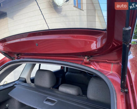Красный Шкода Фабия, объемом двигателя 1.39 л и пробегом 180 тыс. км за 5000 $, фото 20 на Automoto.ua
