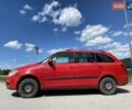 Красный Шкода Фабия, объемом двигателя 1.39 л и пробегом 246 тыс. км за 4600 $, фото 19 на Automoto.ua