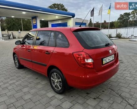 Красный Шкода Фабия, объемом двигателя 1.39 л и пробегом 146 тыс. км за 6200 $, фото 6 на Automoto.ua