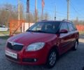 Красный Шкода Фабия, объемом двигателя 1.4 л и пробегом 150 тыс. км за 5000 $, фото 1 на Automoto.ua