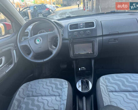 Червоний Шкода Фабія, об'ємом двигуна 1.6 л та пробігом 173 тис. км за 6888 $, фото 14 на Automoto.ua