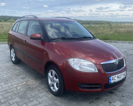 Красный Шкода Фабия, объемом двигателя 1.39 л и пробегом 179 тыс. км за 5700 $, фото 7 на Automoto.ua