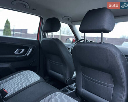 Червоний Шкода Фабія, об'ємом двигуна 1.6 л та пробігом 156 тис. км за 6200 $, фото 34 на Automoto.ua