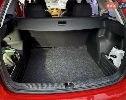 Красный Шкода Фабия, объемом двигателя 1.39 л и пробегом 146 тыс. км за 5500 $, фото 8 на Automoto.ua